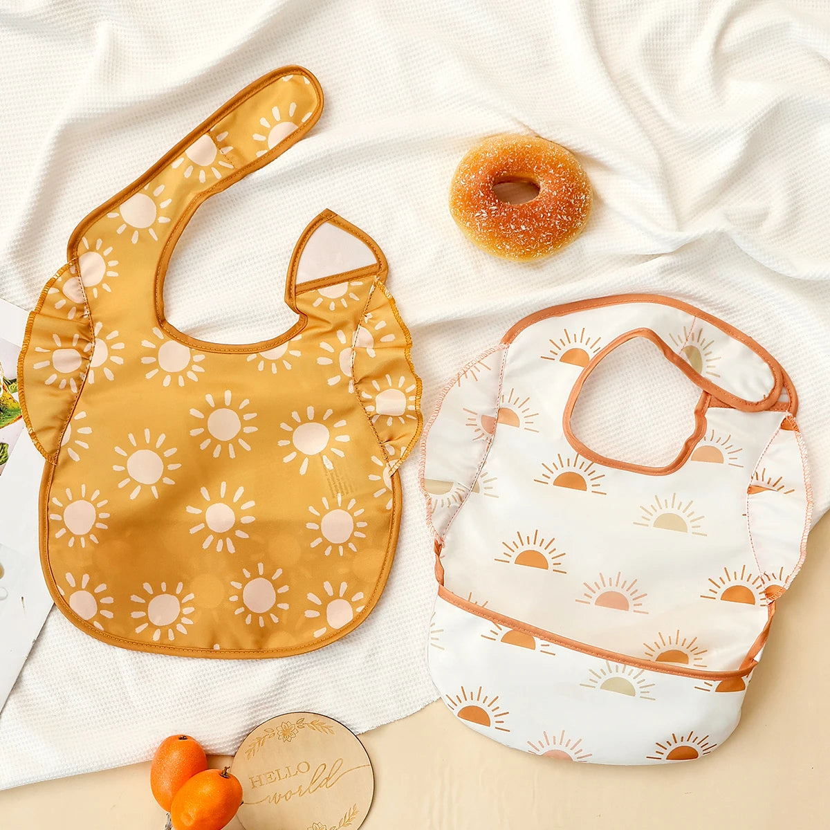 Elinfant 2-Pack Feeding Bibs,Easy-Clean Burp Cloth with Adjustable Closure and Pocket, Mixed Colors,Eating Bibs Aprons Smocks