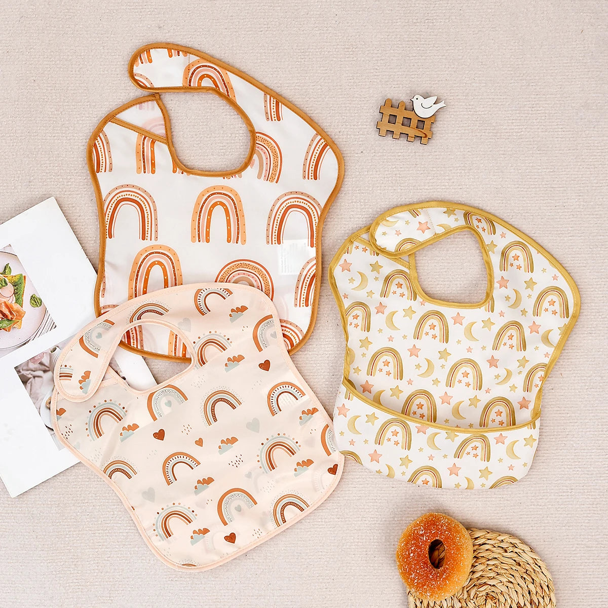 Elinfant 3PCS Adjustable Baby Bibs With Pocket-Ideal For Feeding ,Feeding Eating Bibs Smock,Neutral Colors Burp Cloth