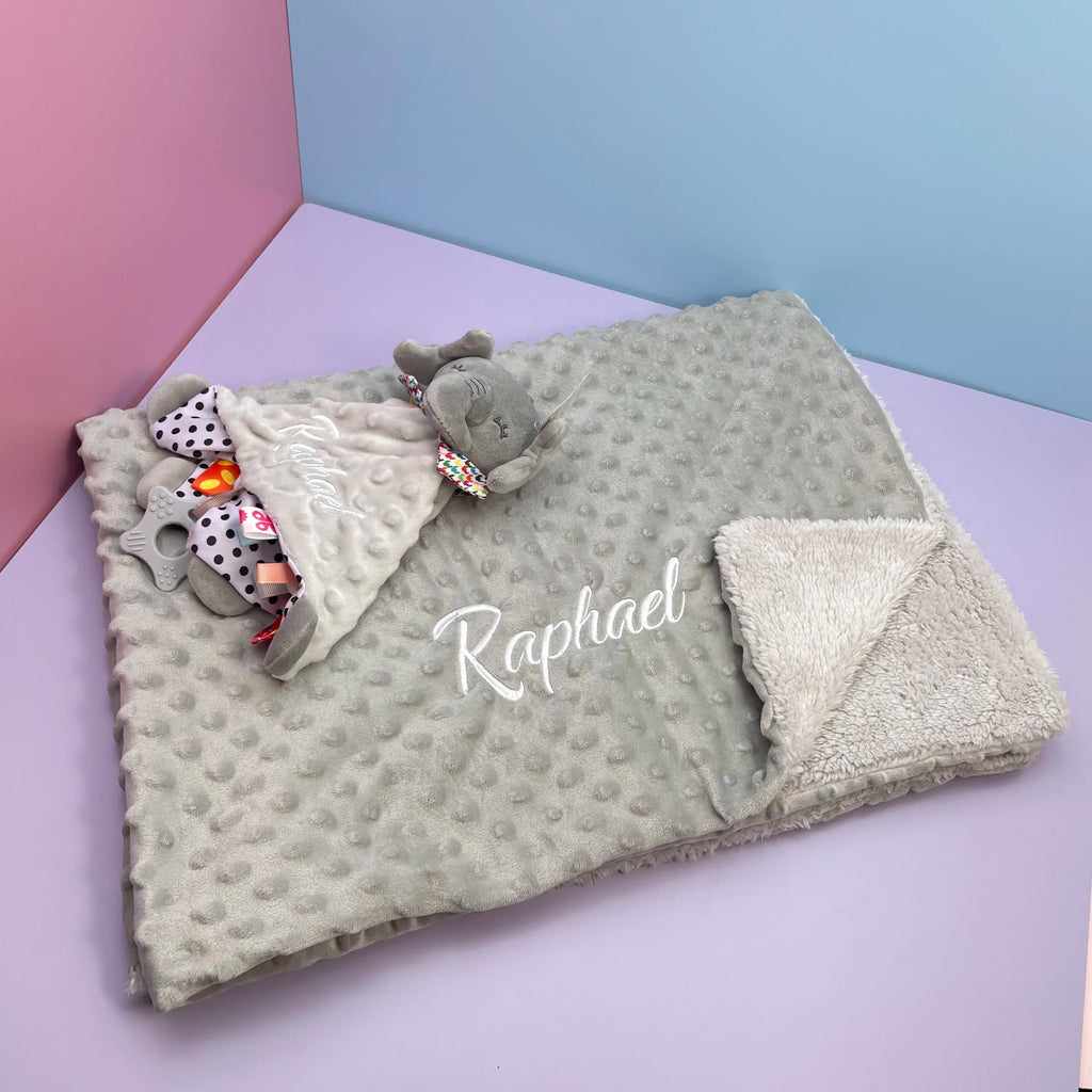Personalised Soft Plush Baby Blanket with Name – Custom Newborn Gift