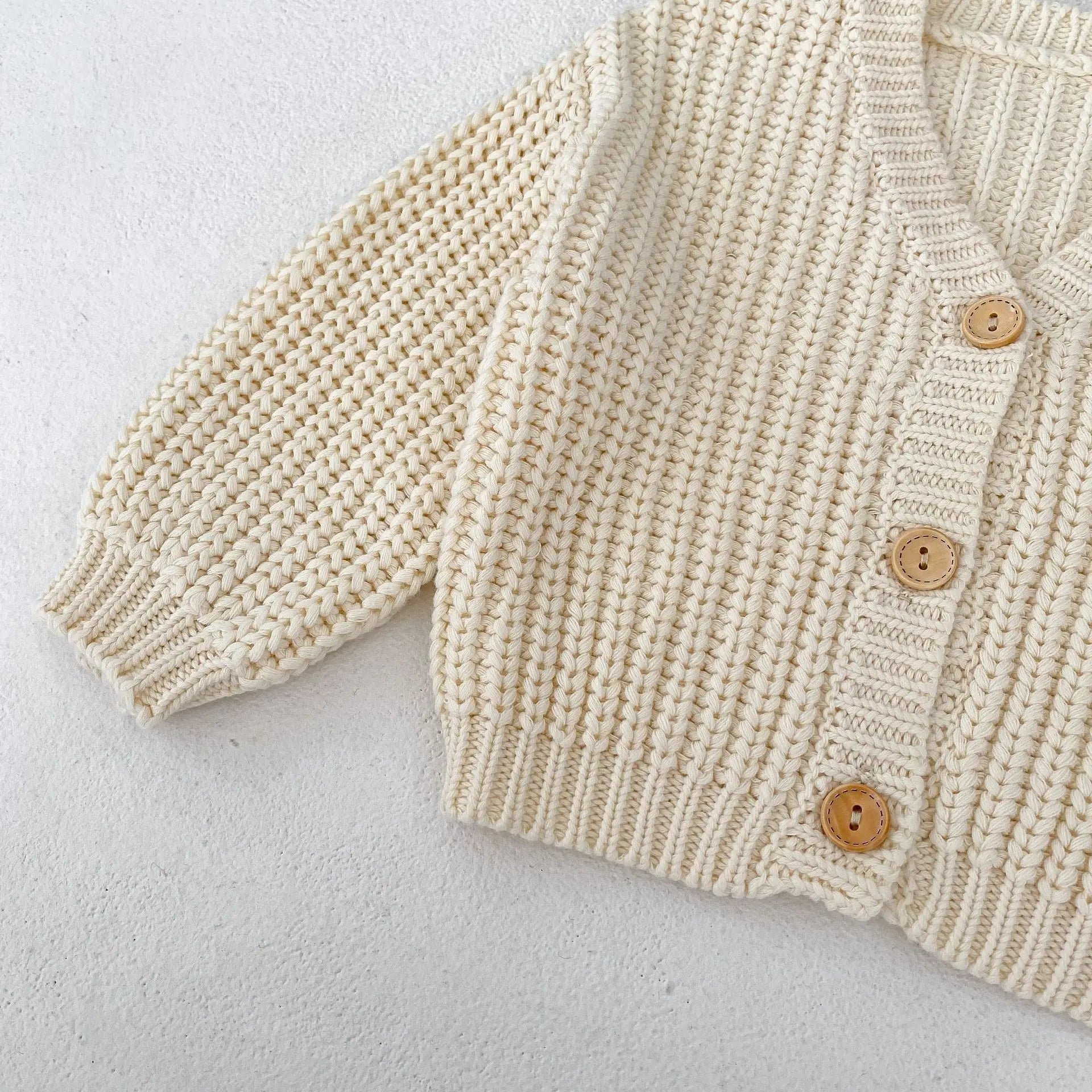 Autumn Baby Girl Infant Bead Coarse Needle V-neck Needle Coat Newborn Long Sleeve Cardigan