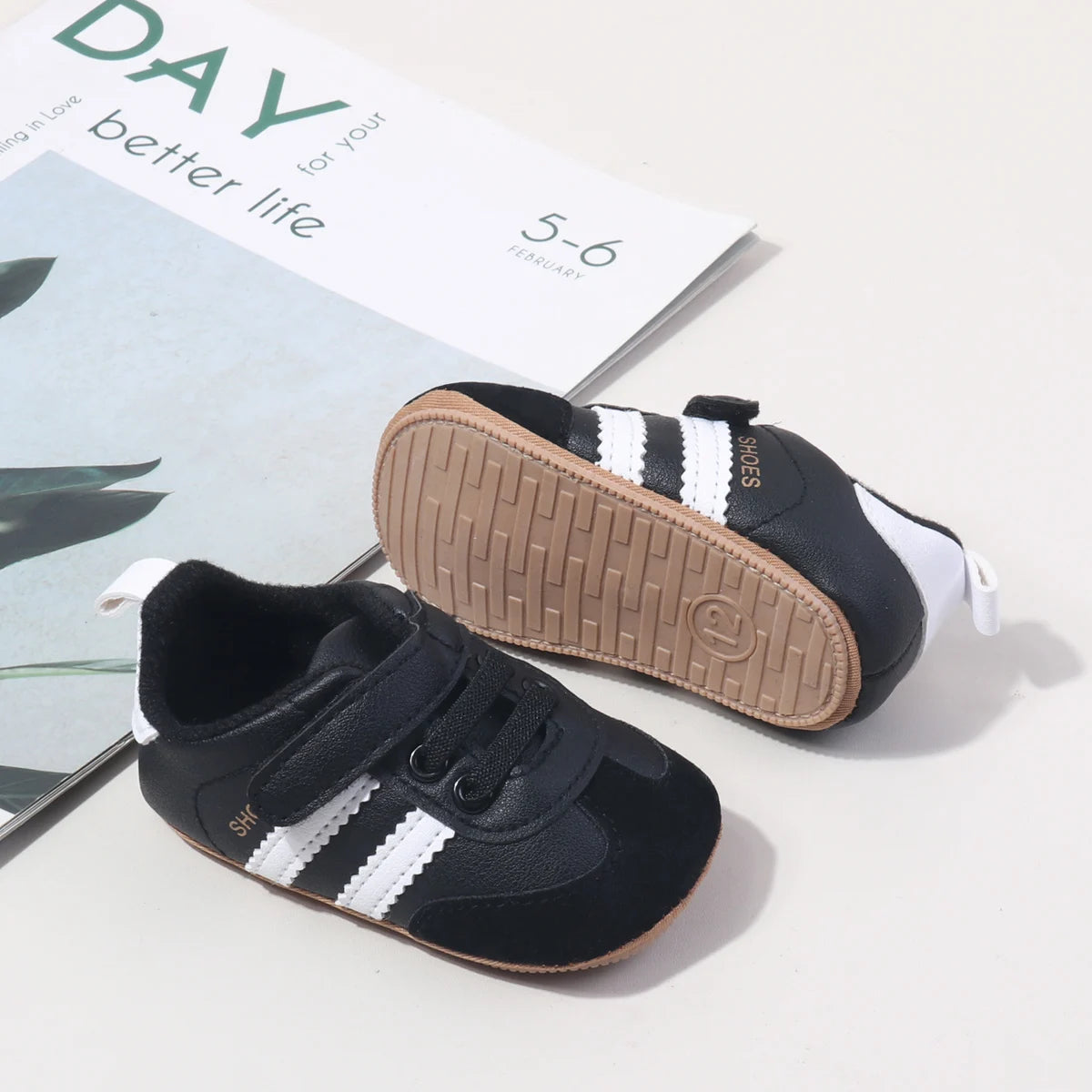 New Style Baby Walking Shoes - Trendy Baby Shoes With Anti-Slip Properties - Suitable For Babies Aged 0-1 Years Old