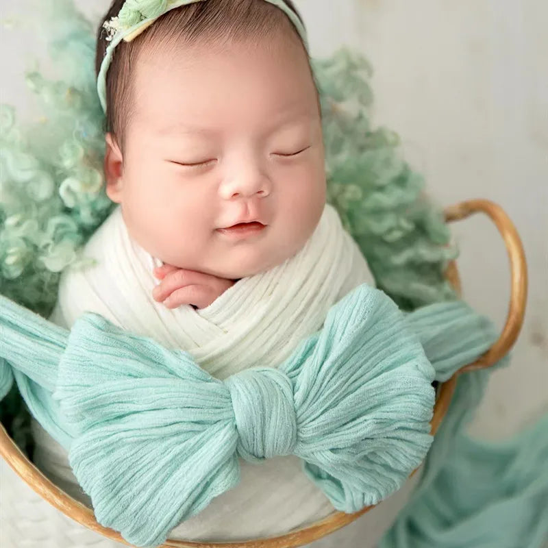 Newborn Photography Wrap – 3 Metre Stretch Seersucker Swaddle