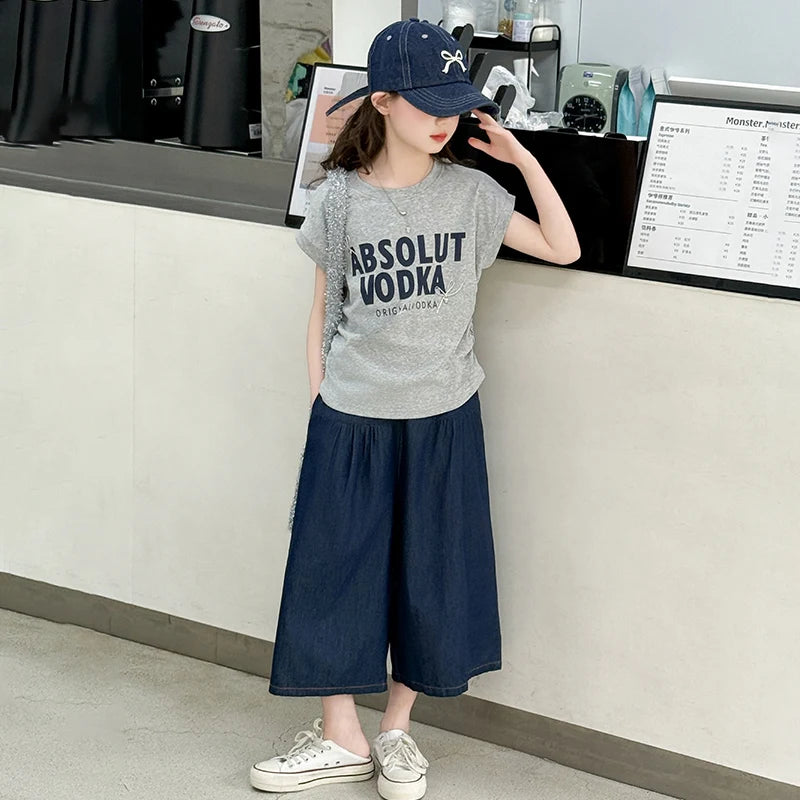 Girls Summer Two-Piece Set – Short Sleeve Top & Shorts