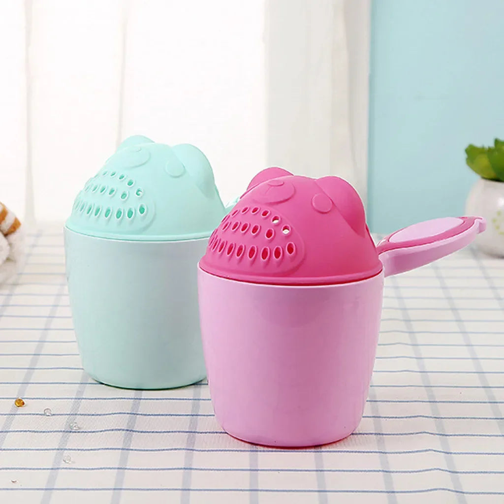 Cute Cartoon Baby Bath Caps Toddle Shampoo Cup Children Bathing Bailer Baby Shower Spoons Child Washing Hair Cup Kids Bath Tool
