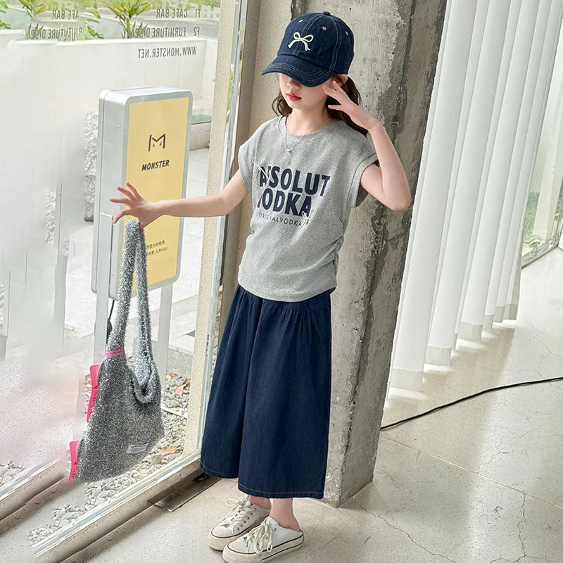 Girls Summer Two-Piece Set – Short Sleeve Top & Shorts